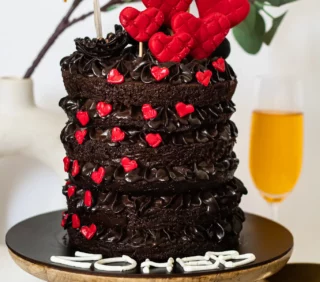 Naked Cakes