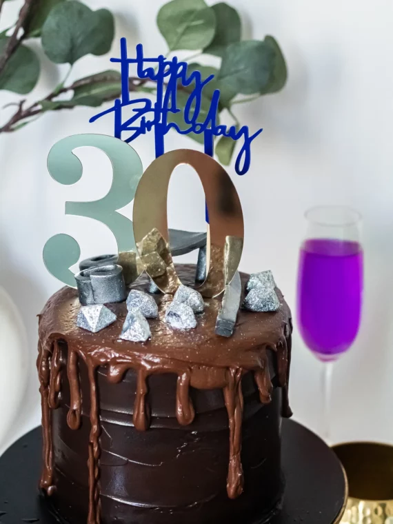 Dripping Cake