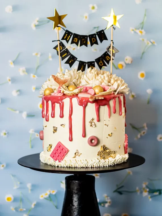 Dripping Cake