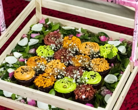Cupcake Gift Box
